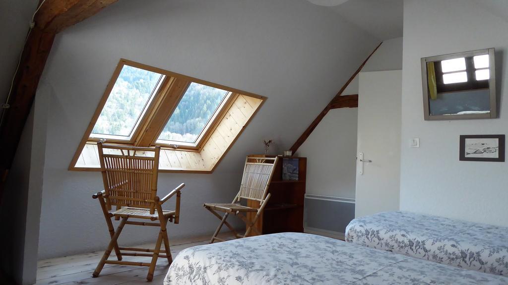 Bed and Breakfast La Chouette A L'Heure Du Pinson Saint-Pierre-d'Entremont  Екстер'єр фото